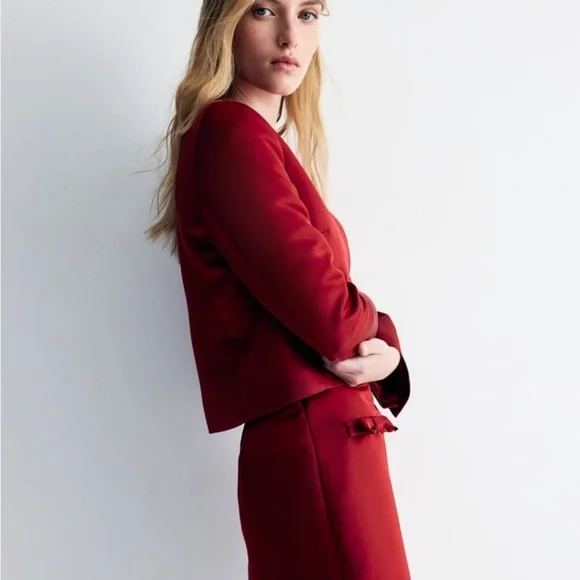 NWT H&M Elegant bow detailed satin blazer - Picture 4 of 7